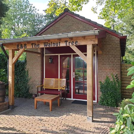 The Walnut Tree Bed and Breakfast Hellevoetsluis Εξωτερικό φωτογραφία