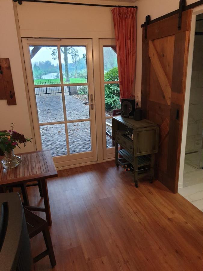 The Walnut Tree Bed and Breakfast Hellevoetsluis Εξωτερικό φωτογραφία