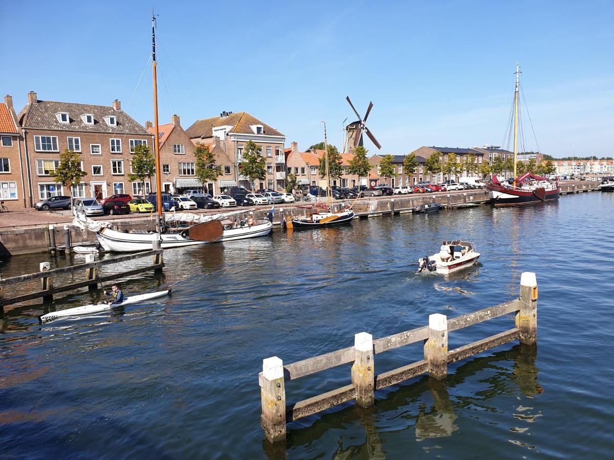 The Walnut Tree Bed and Breakfast Hellevoetsluis Εξωτερικό φωτογραφία