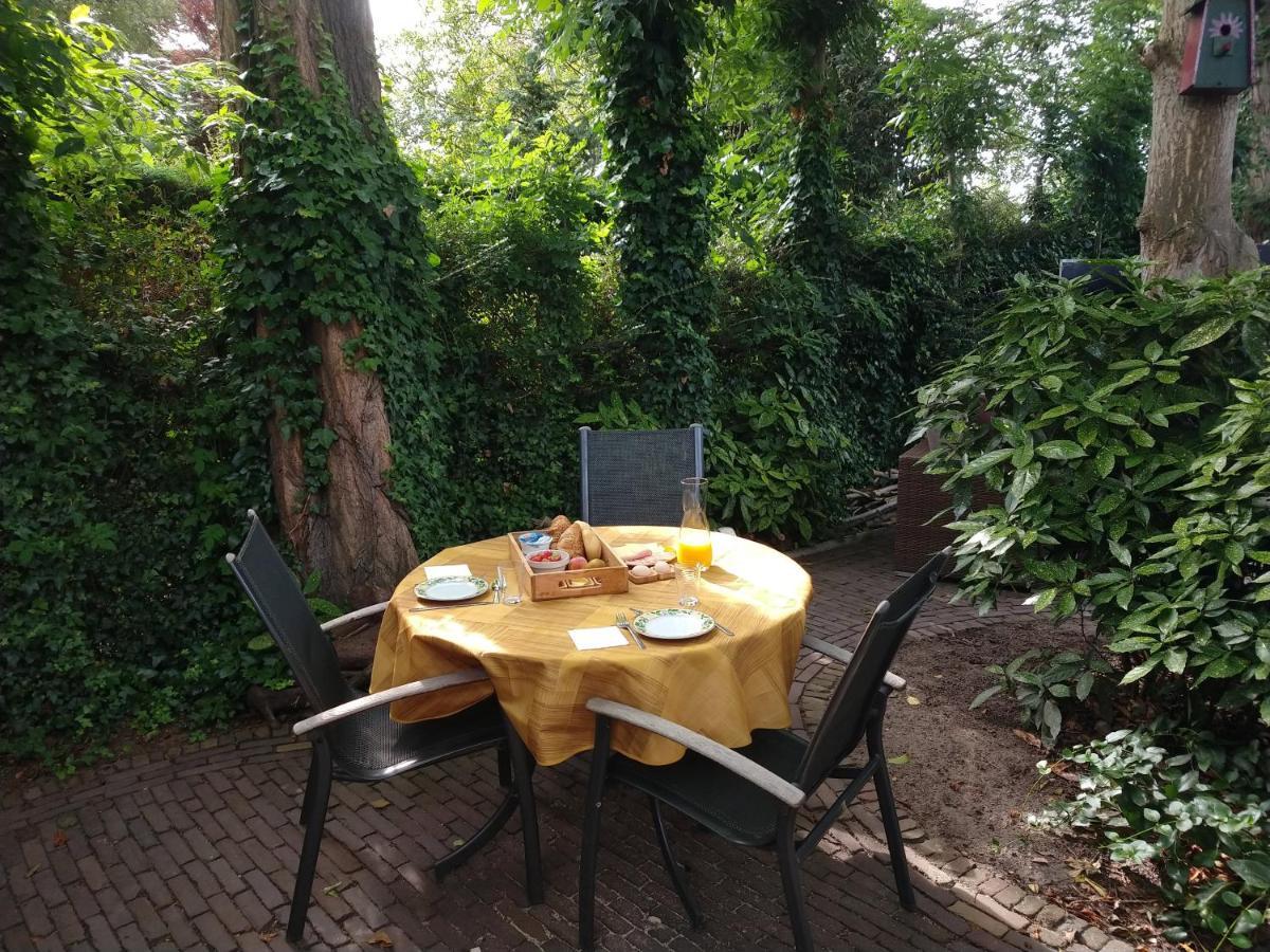 The Walnut Tree Bed and Breakfast Hellevoetsluis Εξωτερικό φωτογραφία